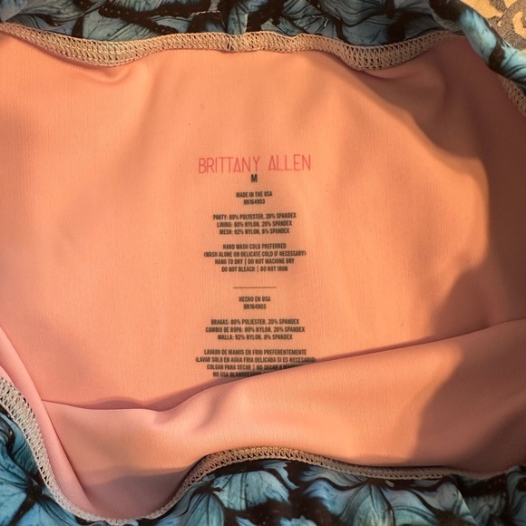 Brittany Allen Sheer Panty Leggings - Picture 3 of 9